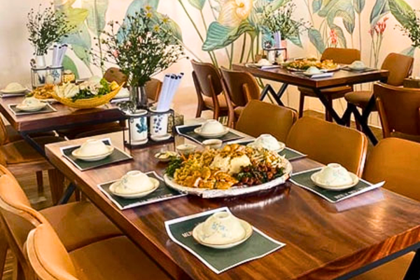 Thanh lý bàn ghế nhà hàng