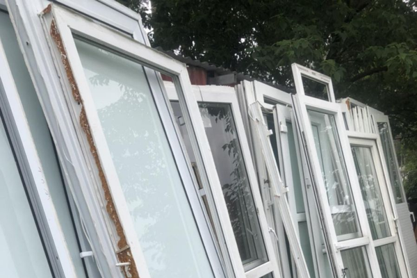 Thu Mua Cửa Nhựa Lõi Thép