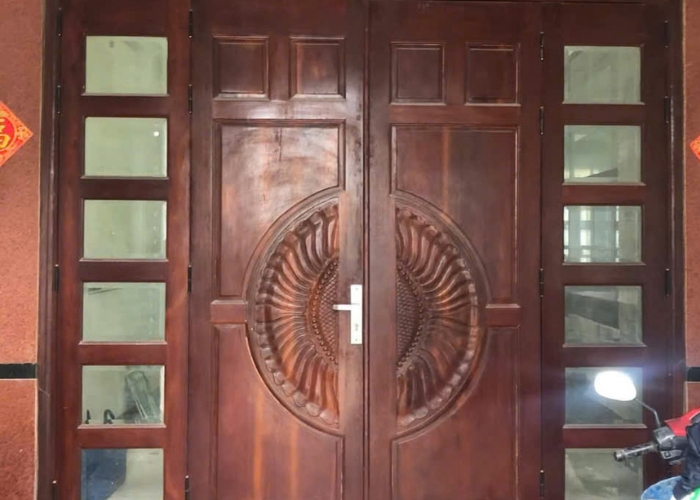 THU MUA CỬA GỖ CŨ QUẬN 2