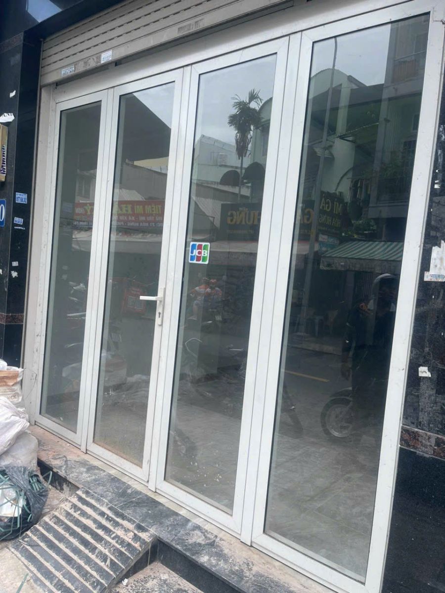 Thu Mua Cửa Nhôm Cũ Giá Cao Tại TP.HCM