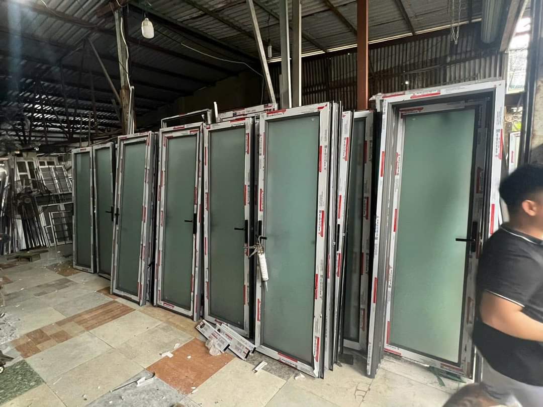 MUA BÁN CỬA NHÔM